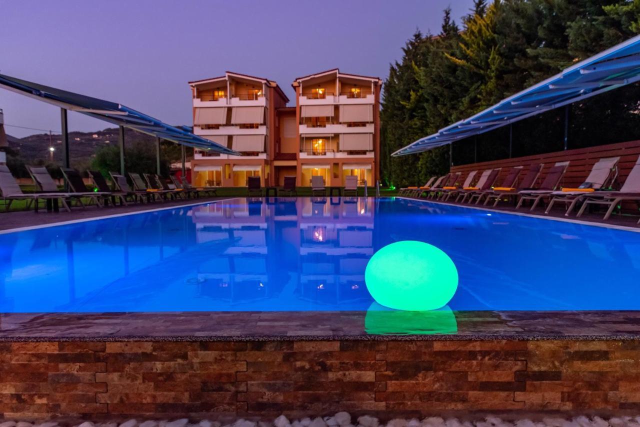 Anilio Plaza Aparthotel Zacharo Exterior photo