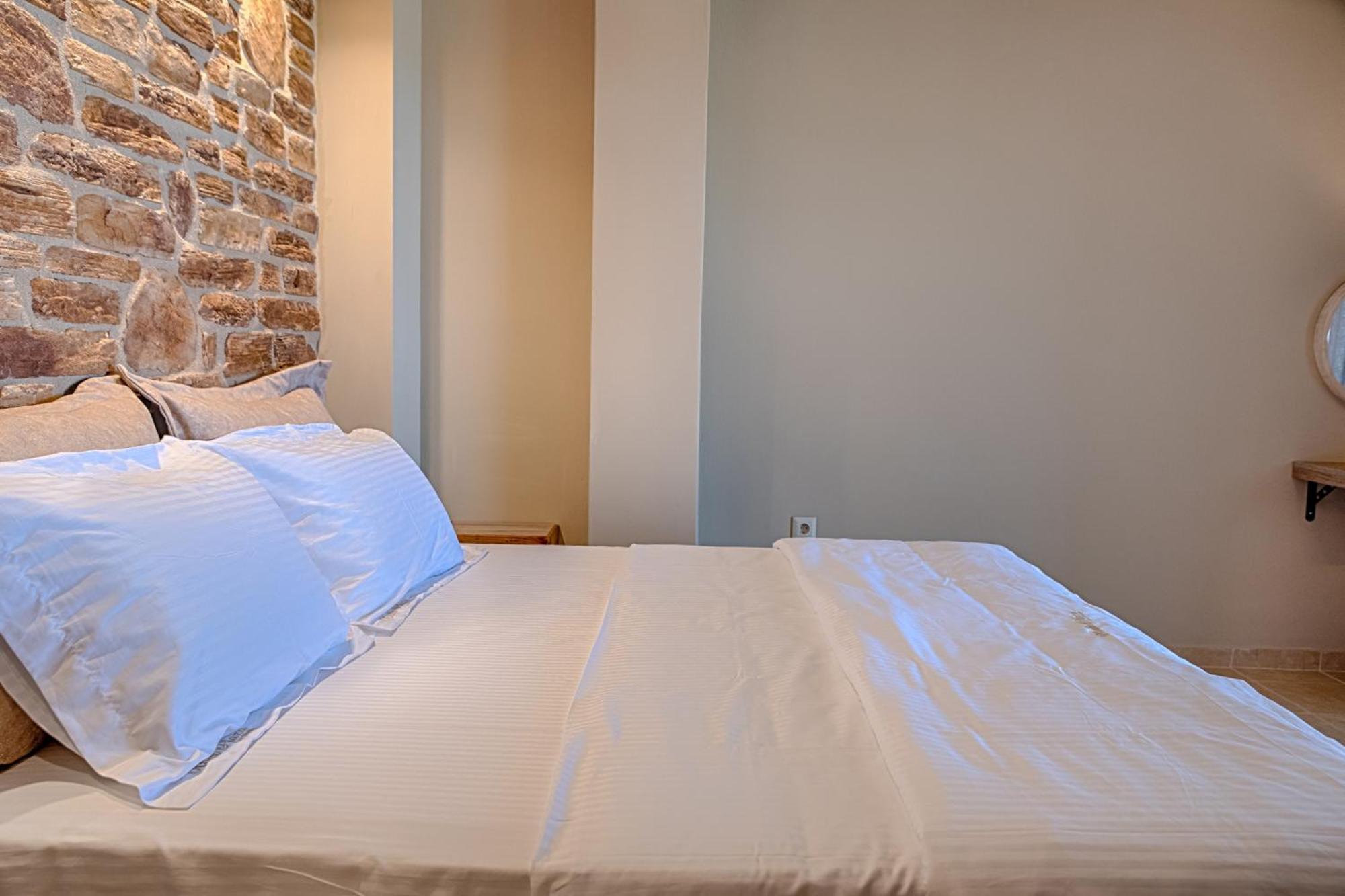 Anilio Plaza Aparthotel Zacharo Room photo